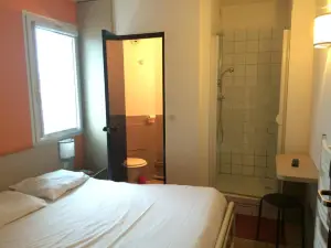 Fasthotel Montereau - Esmans