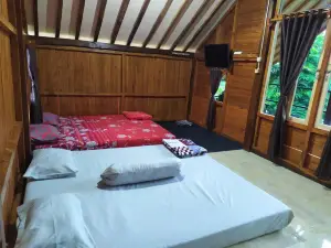 Cengkeh Homestay