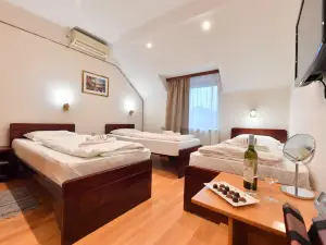 Apartments & Accommodation Stojic