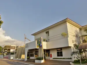 Agulhon Hotel