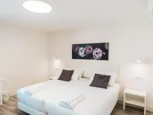 Hostal Comfort Suites