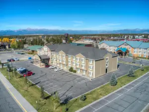 Yellowstone Park Hotel