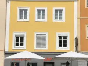 Pension Sunnseitn - Gasthof - Café - Weinkeller