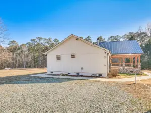 8 Mi to Jordan Lake: Spacious New Hill Home