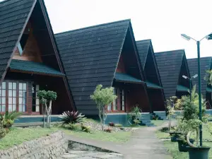 Jambu Klutuk Resort