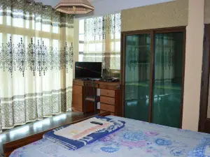 Le Bamboo Guesthouse