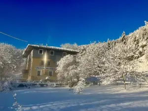 TheCrossing Bed & Breakfast