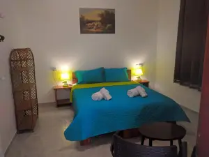 Rosana Guest House