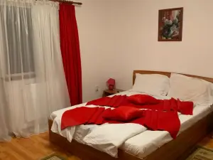 Casa Galbena