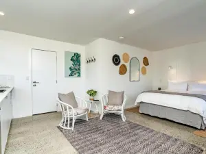 Tui & Nikau Cabins