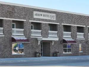 Arrow Hotel