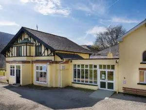 Glendalough International Youth Hostel