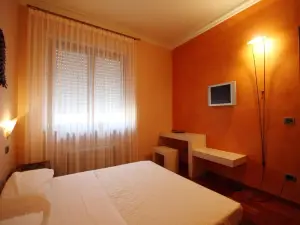 กาซาเดยแมร์กันตี ทาวน์เฮาส์