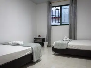 Los Nonos Hostel