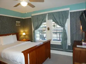 Americas Best Value Inn & Suites-Royal Carriage