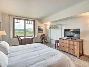 The Lodge at Suncadia Condo River and Mtn View