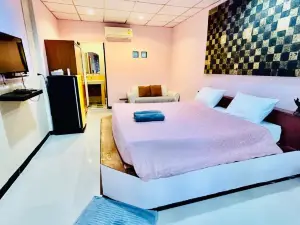 Pakmeng Beach Resort