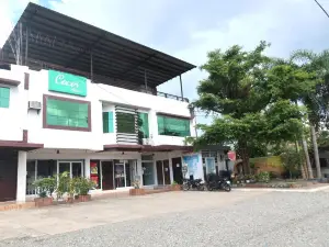 Cocos Hotel