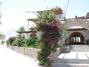 Siroco's Rooms and Studios