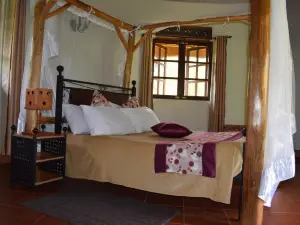 Kibale Guest Cottages