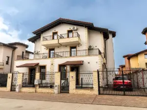 Villa Harry