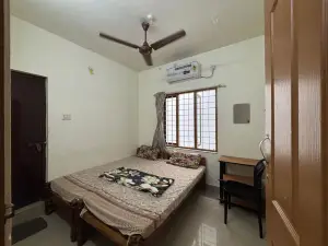 Golden Beach Home Stay