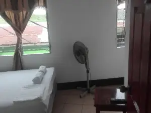 Hostal Don Frank