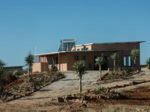 Cheetah View Lodge