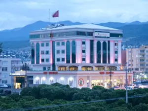Fourway Hotel&Spa