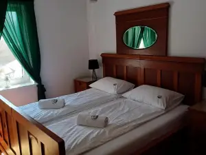 Nad Jeziorem - Apartamenty