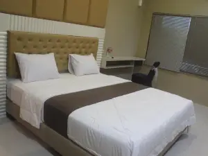 Cyka Raya Hotel