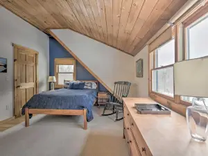 Montgomery Cabin ที่หรูหรา, ใกล้ Jay Peak Resort!