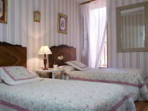 Hostal El Palacio