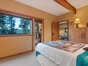 Camp Runamuck Idaho Bed and Breakfast