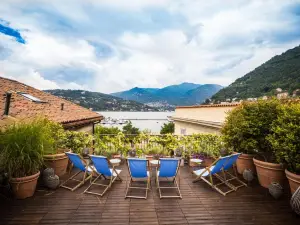 เบลโล เลค โคโม สวีทส์