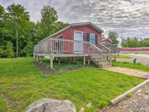 Cassopolis Cabin, Little Fish Lake on-Site!
