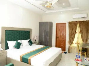 Hotel Deluxe Lahore