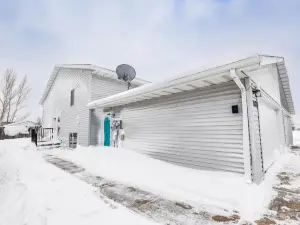 New Eco Chic Townhome Off 25th