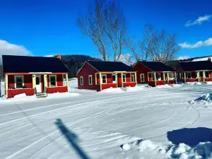 Mohawk Cottages