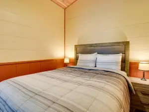 Lakefront Bull Shoals Cabin Rental Pets Welcome!