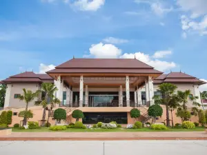 Royal Nakhara Hotel and Convention Centre