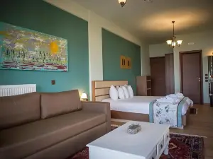 Pandion Luxury Boutique Hotel & Suites with Spa