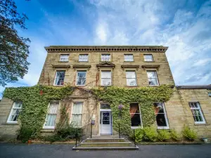 Healds Hall Hotel