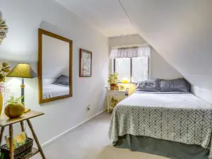 Secluded Stanardsville Cabin: Pets Welcome