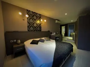 旅行者餐廳酒店