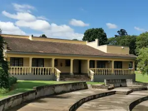 Floreat Riverside Lodge and Spa