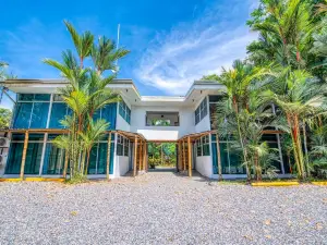 カリプロ・アパートメンツ