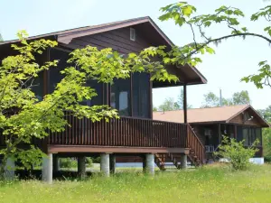 1 and Only Riverside Accommodations