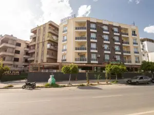 Aria Plus ev-Otel