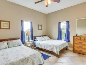Family-Friendly Waterfront Oasis: 7 Miles to Beach